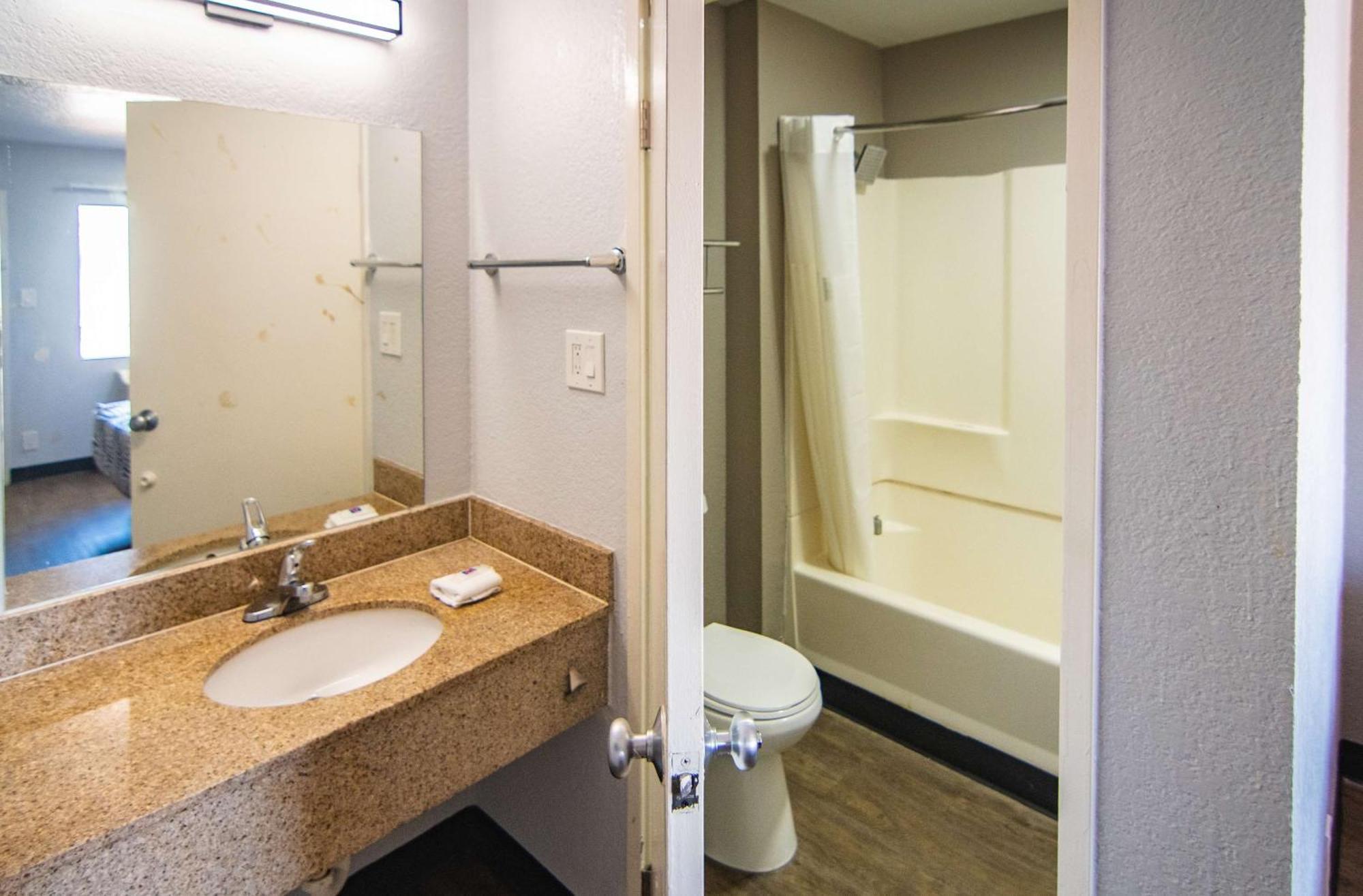 Motel 6-Ft. Pierce, Fl ฟอร์ตเพียร์ซ ภายนอก รูปภาพ