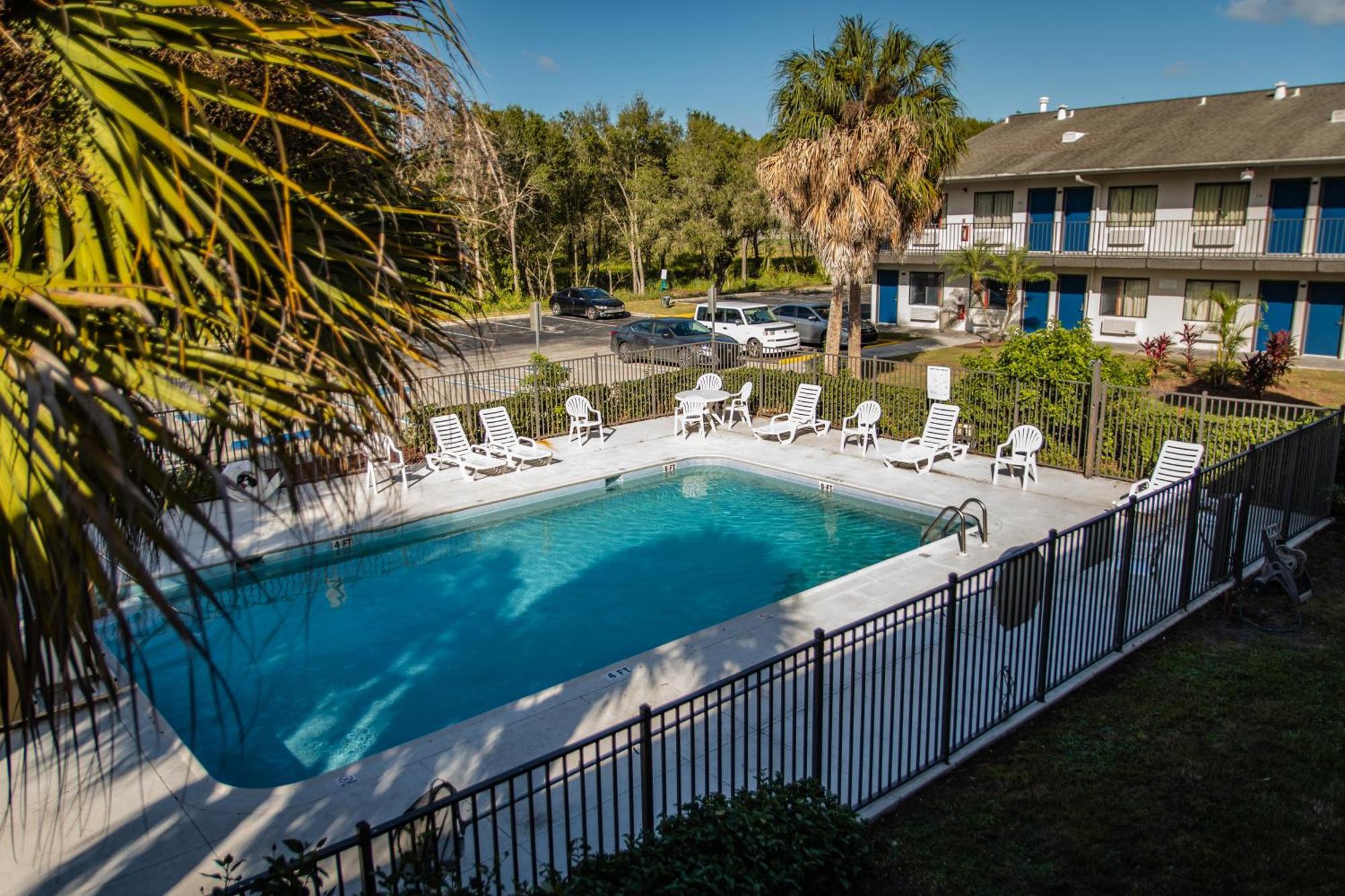 Motel 6-Ft. Pierce, Fl ฟอร์ตเพียร์ซ ภายนอก รูปภาพ