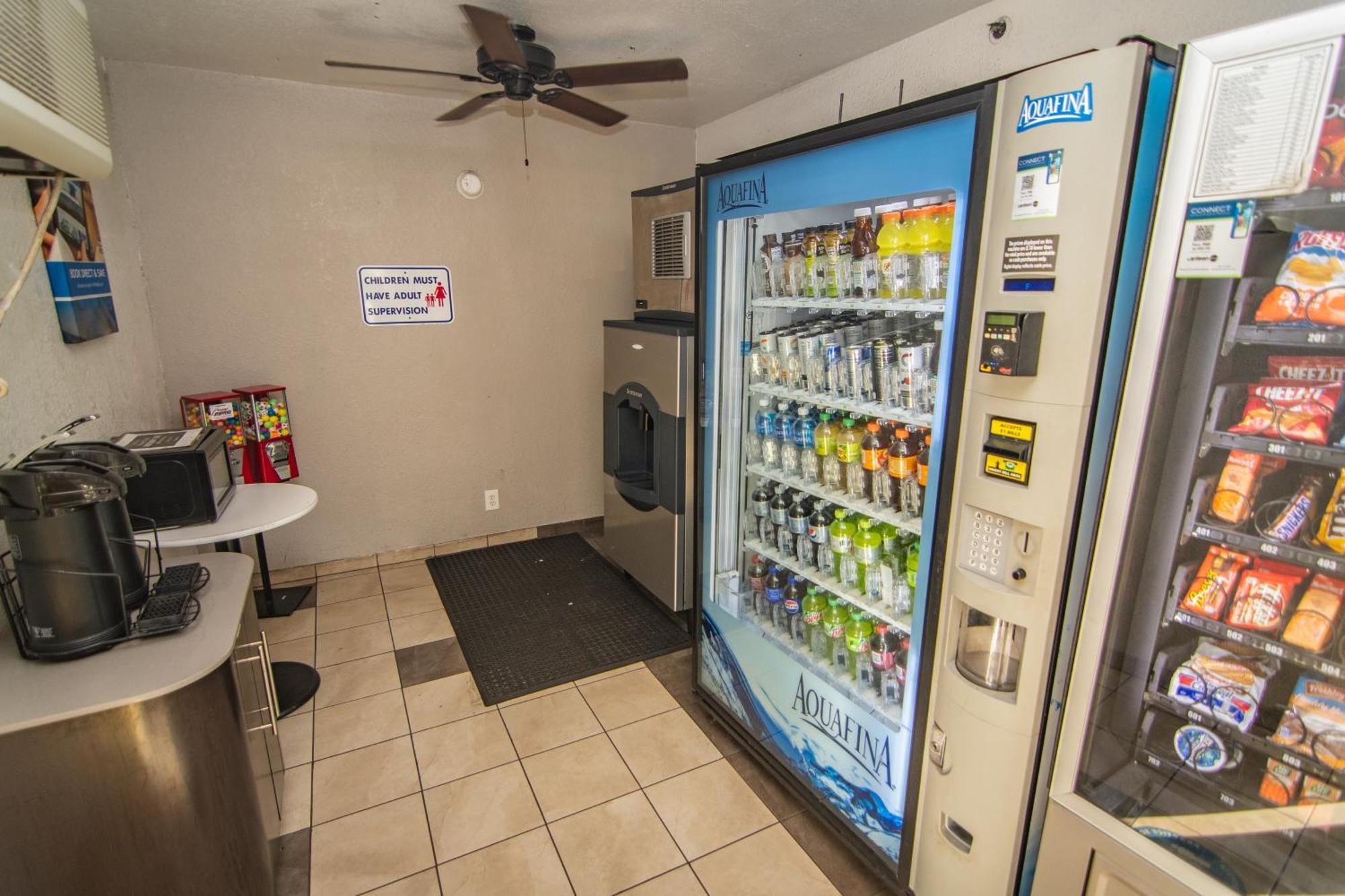 Motel 6-Ft. Pierce, Fl ฟอร์ตเพียร์ซ ภายนอก รูปภาพ