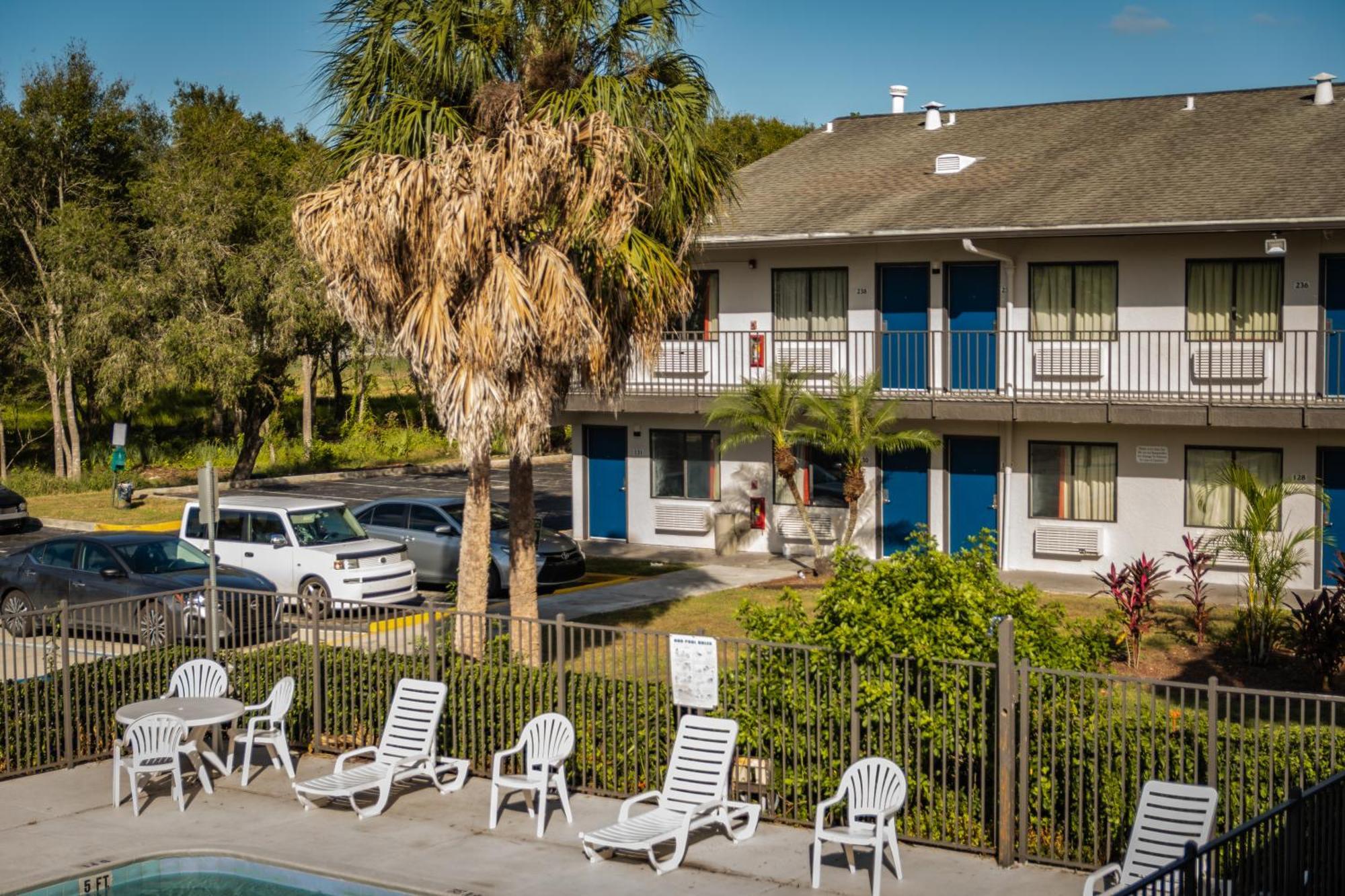 Motel 6-Ft. Pierce, Fl ฟอร์ตเพียร์ซ ภายนอก รูปภาพ