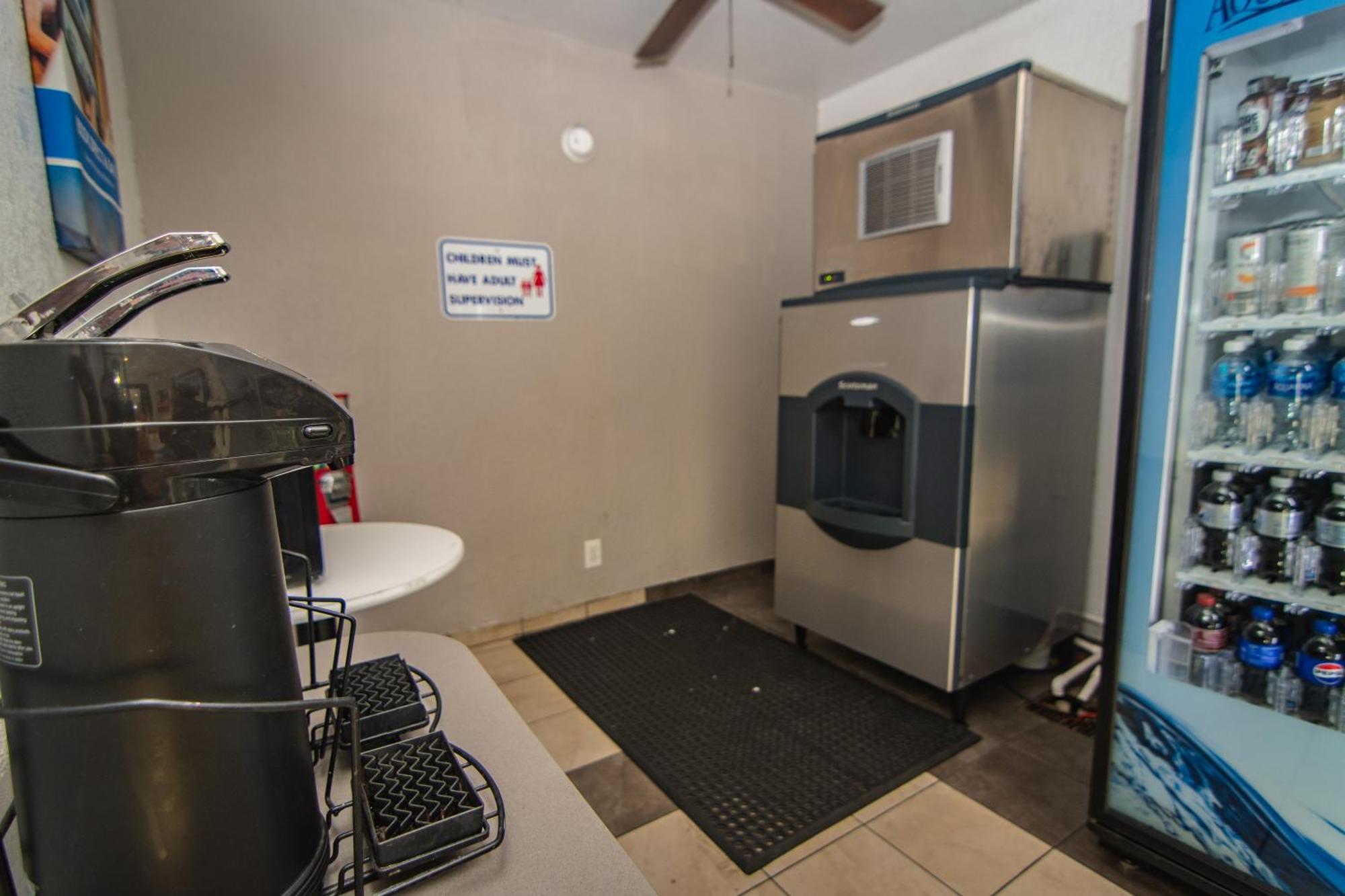 Motel 6-Ft. Pierce, Fl ฟอร์ตเพียร์ซ ภายนอก รูปภาพ
