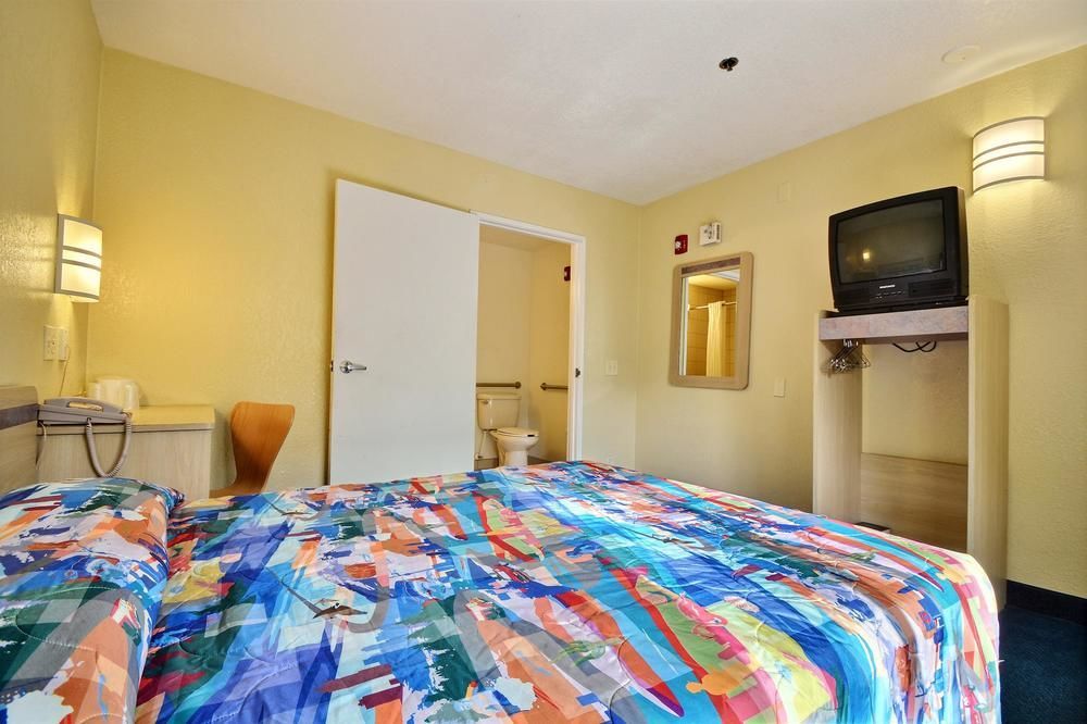 Motel 6-Ft. Pierce, Fl ฟอร์ตเพียร์ซ ภายนอก รูปภาพ