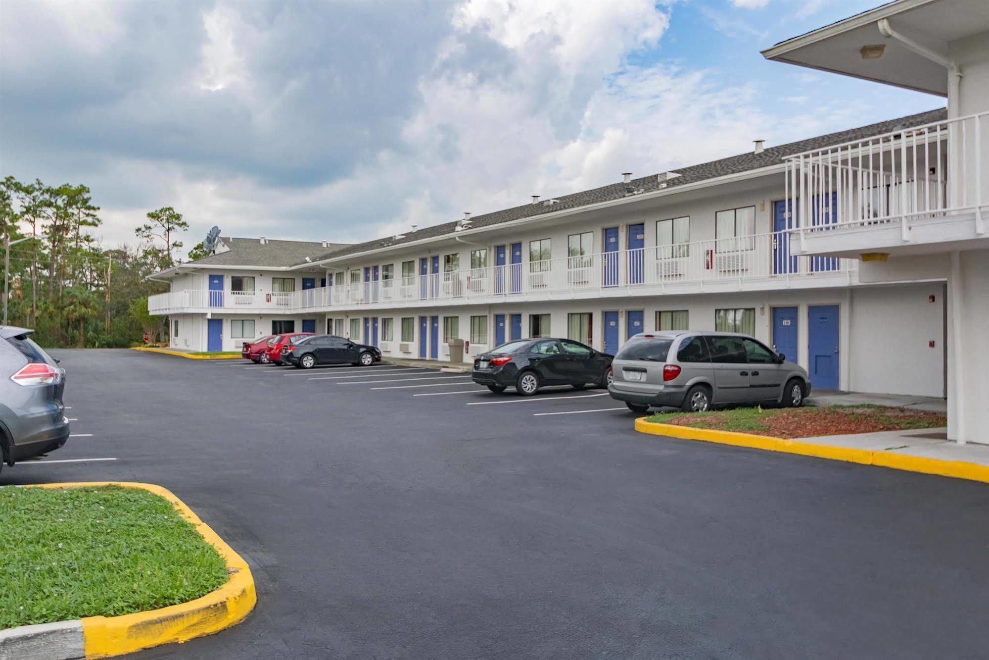 Motel 6-Ft. Pierce, Fl ฟอร์ตเพียร์ซ ภายนอก รูปภาพ